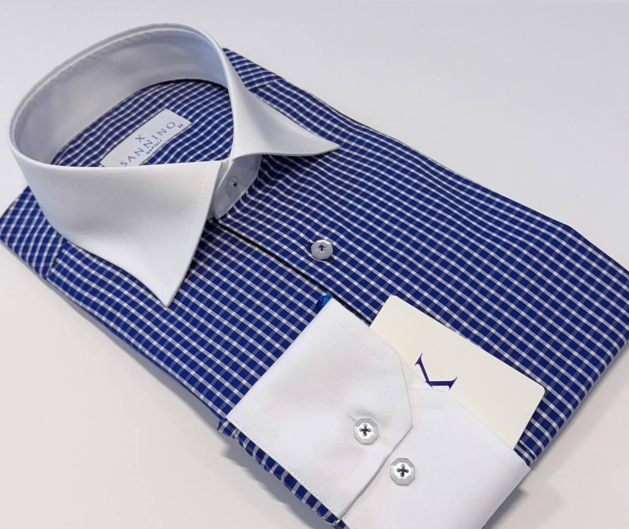 Classic blue collar shirt